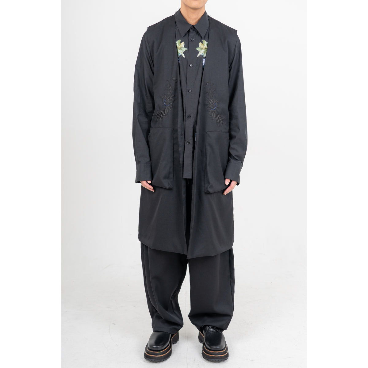 27SS EMBROIDERY LONG VEST (BLACK)
