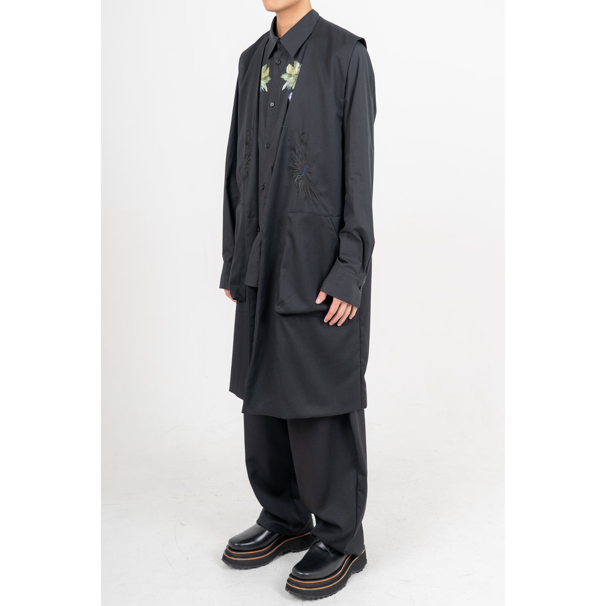 27SS EMBROIDERY LONG VEST (BLACK)