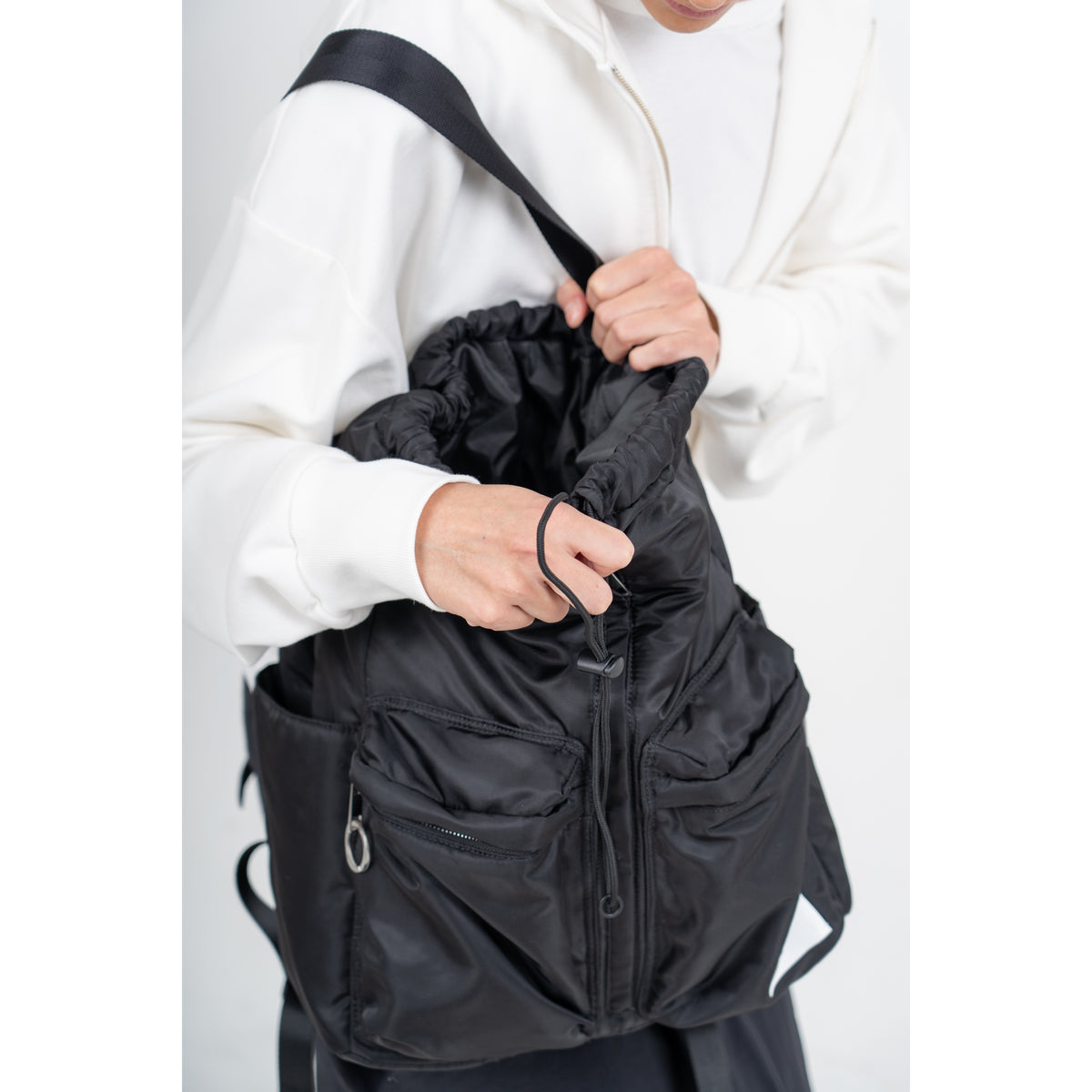 27SS DRAWSTRING BACKPACK (BLACK)