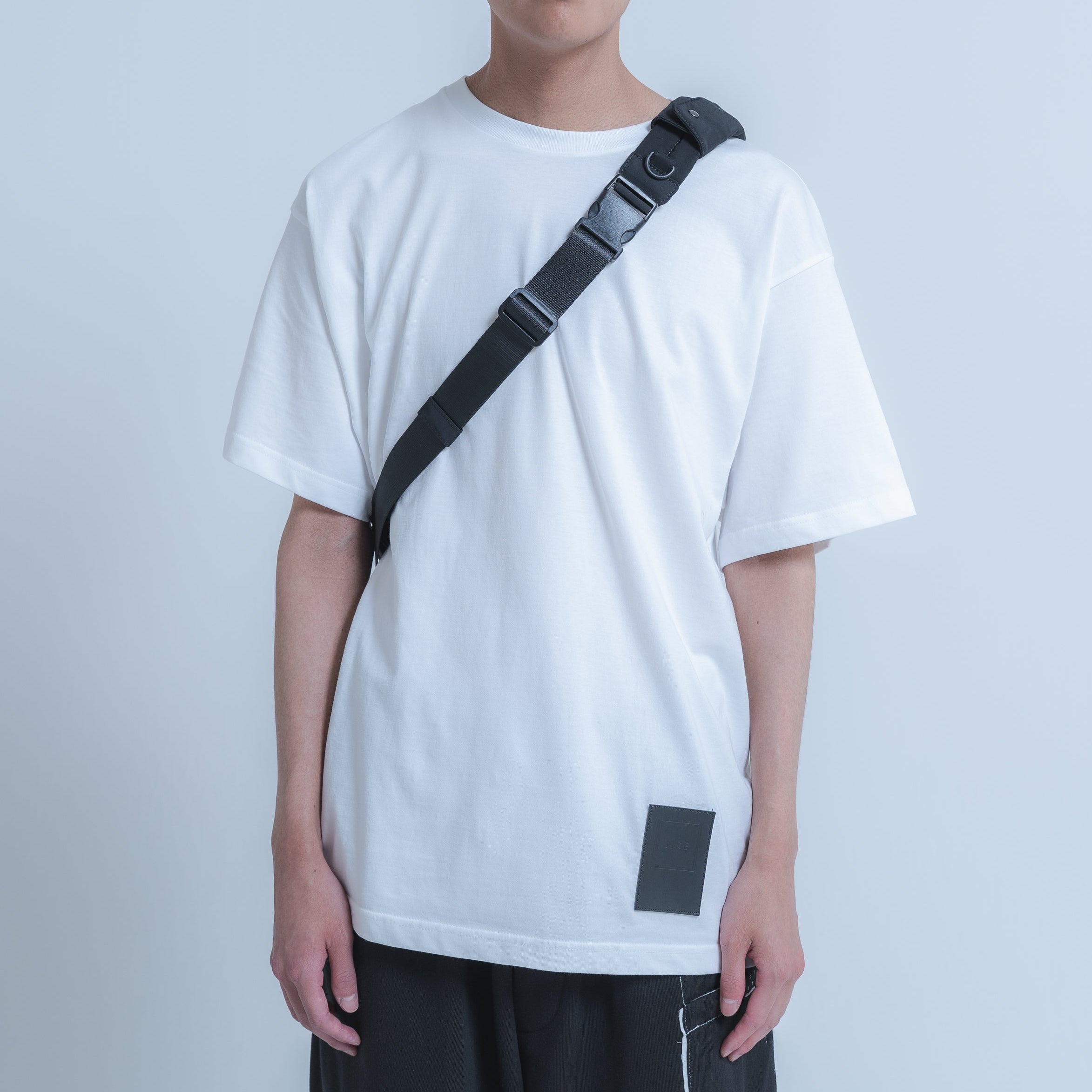 BODY BAG (BLACK)