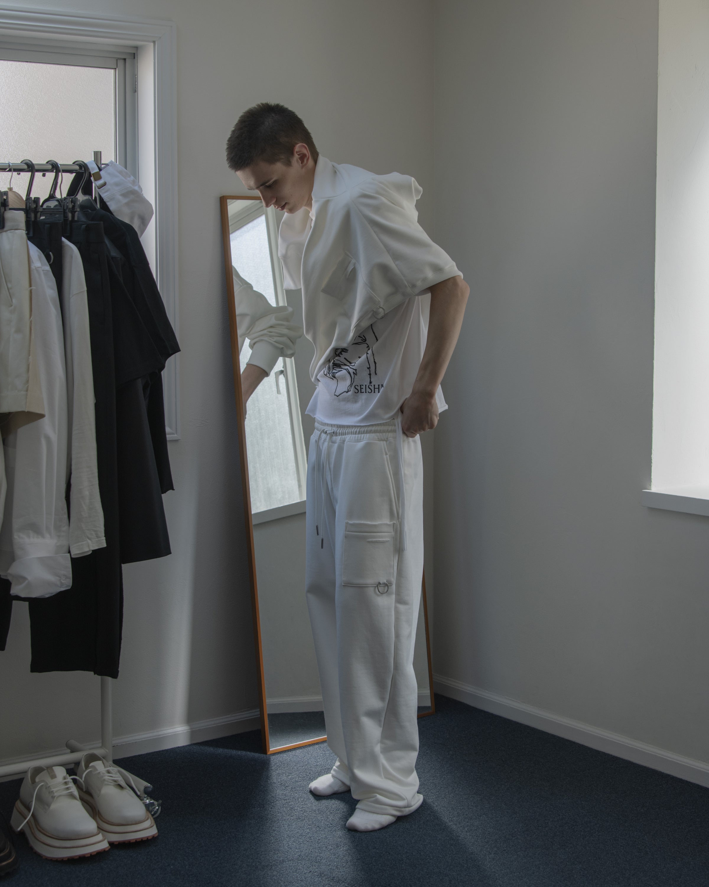 26AW DAMAGE WIDE SWEATPANTS (BLACK)