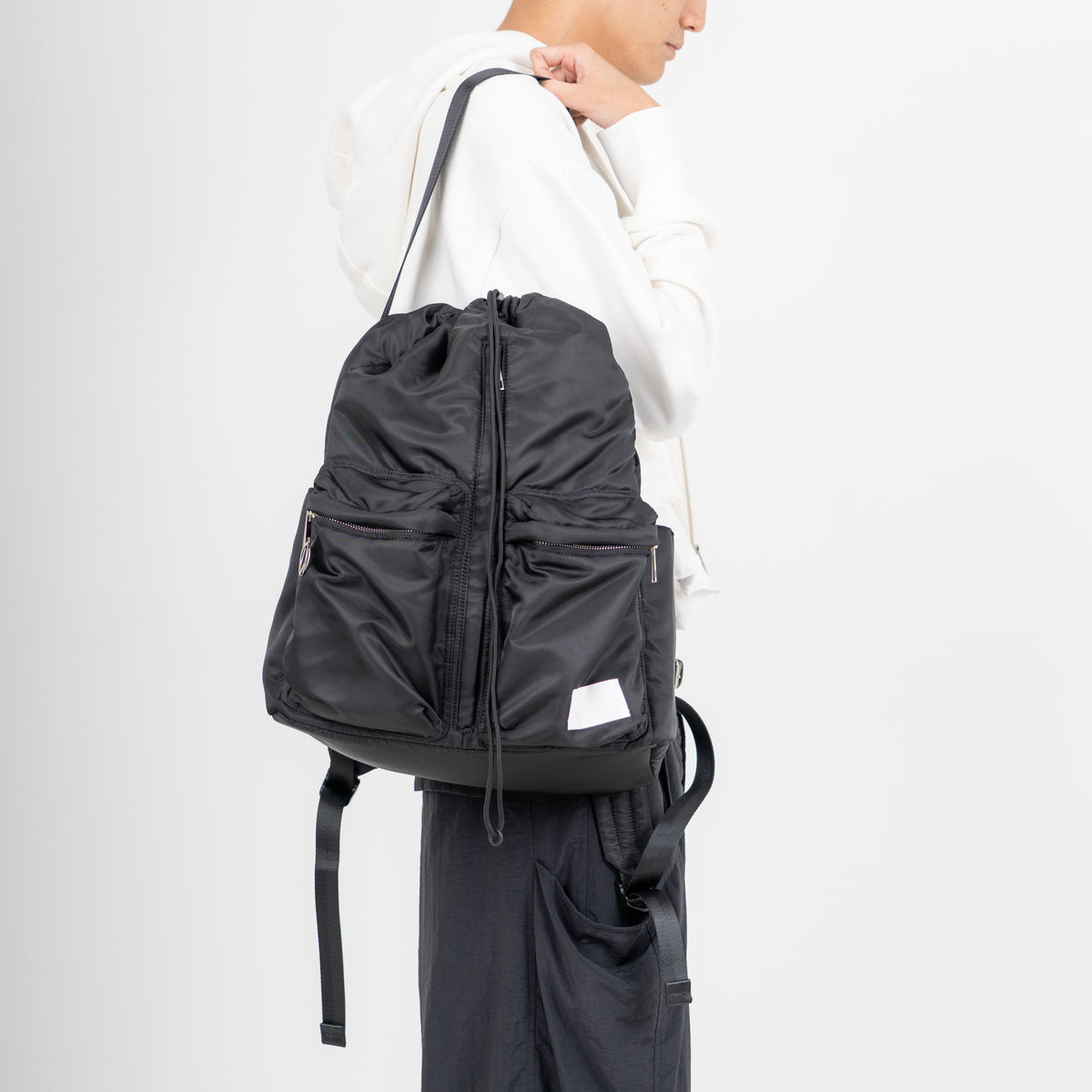 27SS DRAWSTRING BACKPACK (BLACK)