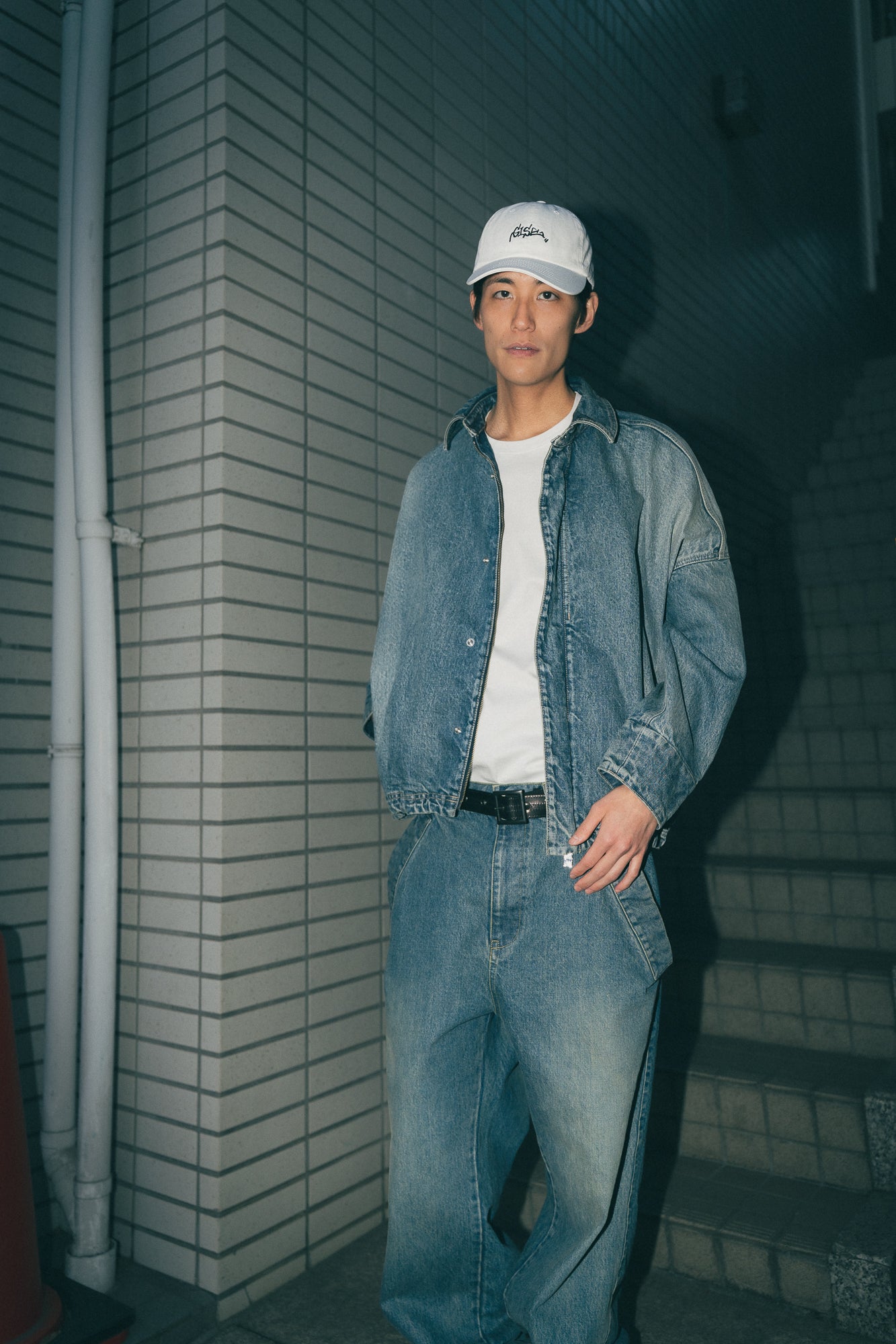 DENIM PANTS (BLUE)