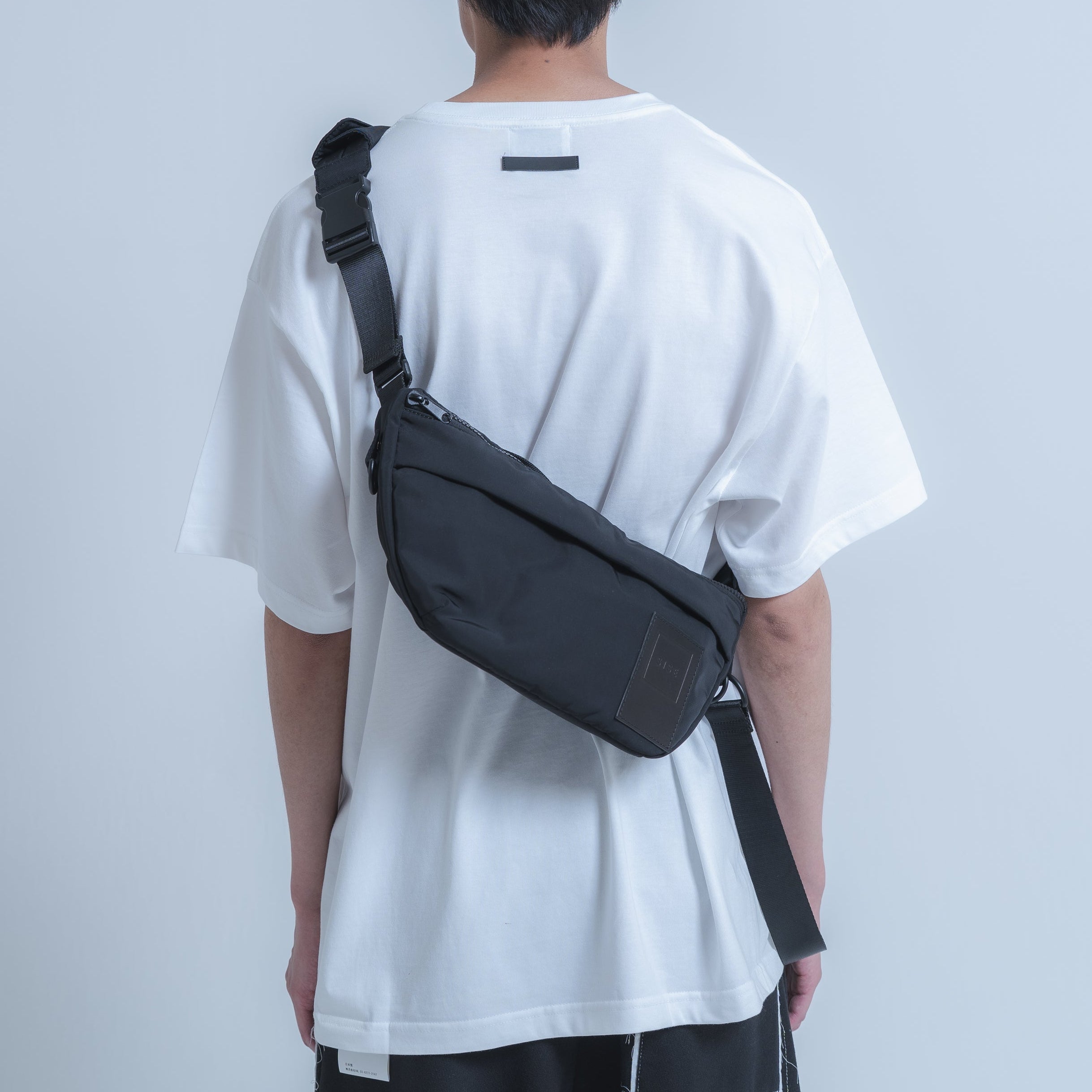 BODY BAG (BLACK)
